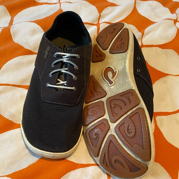 Olukai mens sneaker - Picture 2 of 4
